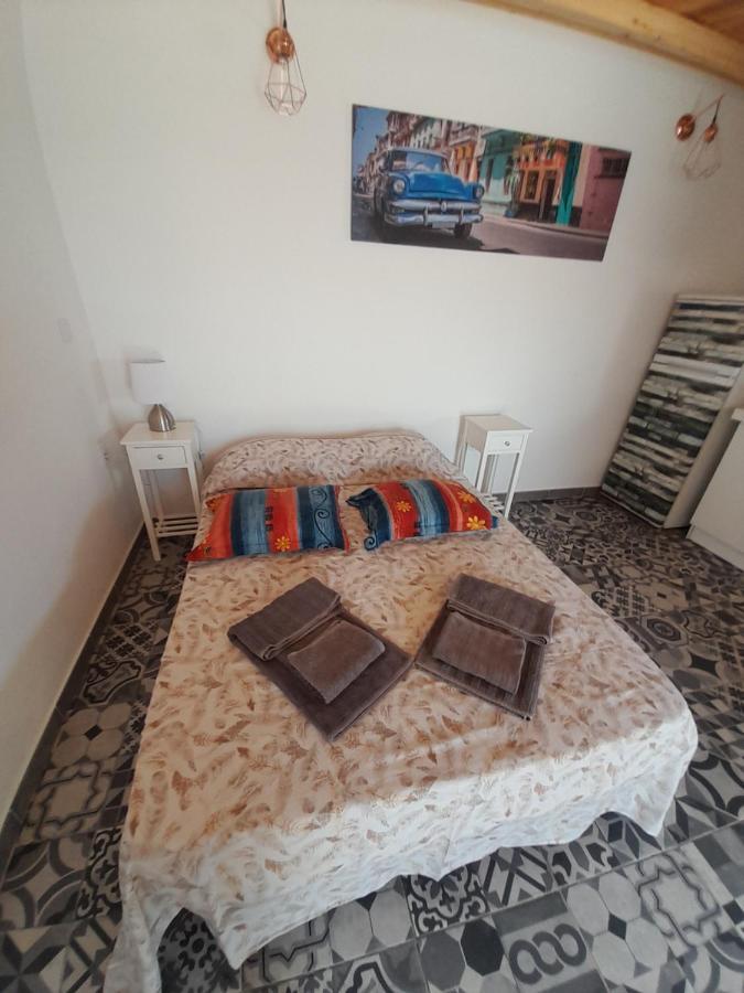 Estudio Dominicana In Albufeira Gale エクステリア 写真