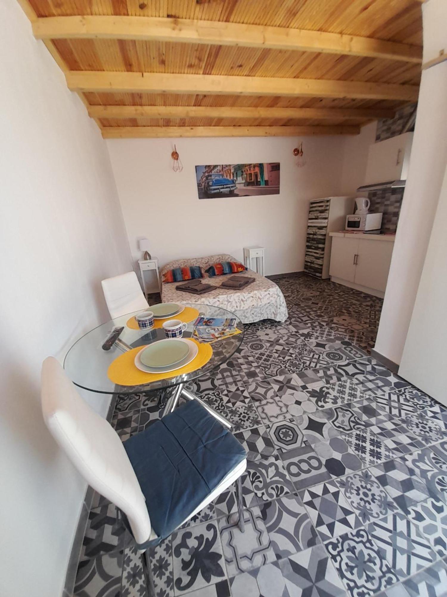 Estudio Dominicana In Albufeira Gale エクステリア 写真